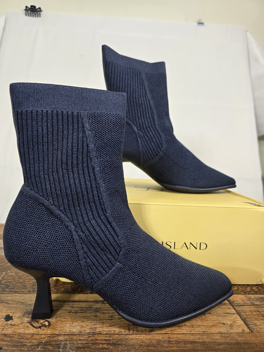 Cosy Island Elegliss square Toe Women’s Navy Knit Sock Booties Size 6